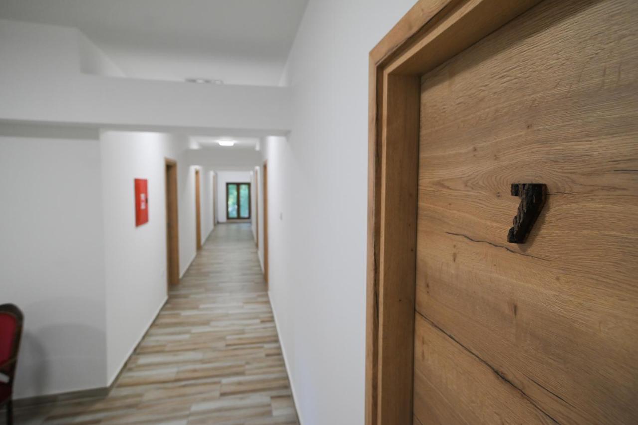 Twenty Park Lejlighedshotel Kikinda Eksteriør billede